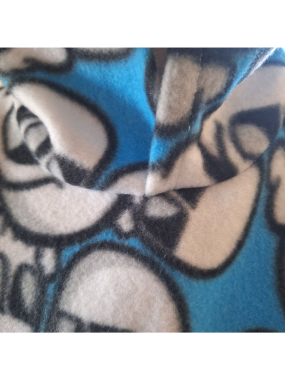 Fleece Handmade Kids  Skull Poncho W Pocket & Hood Car Seat Blue Black White - Picture 9 of 15